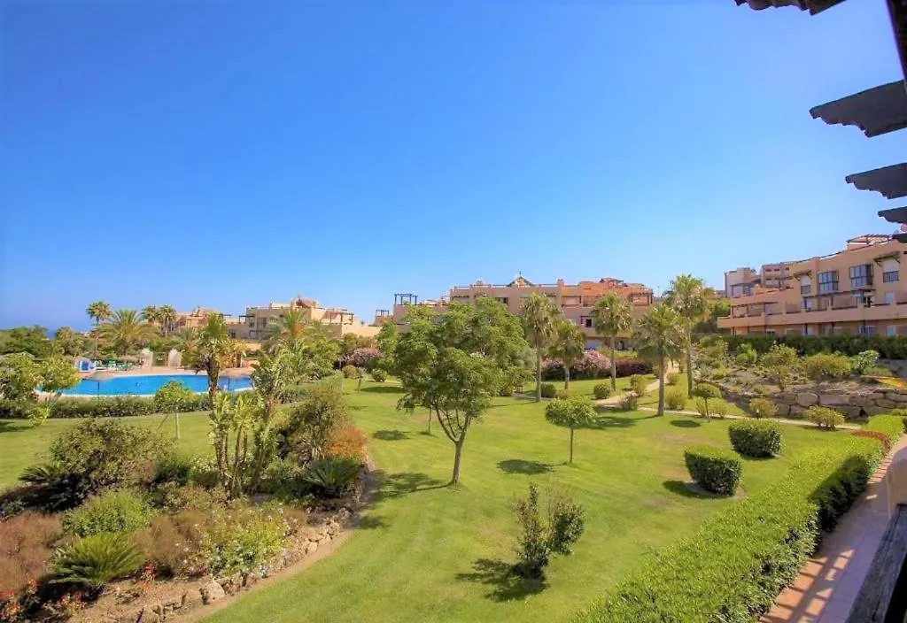 Adorable Apartment In Casares Del Sol